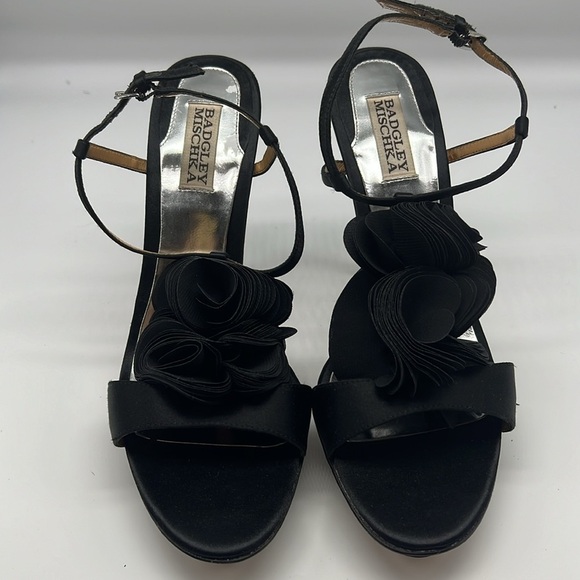 Badgley Mischka - Black Fabric Petal Adjustable Ankle High Heels Platforms 9.5 - Picture 2 of 14